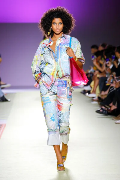Look 33